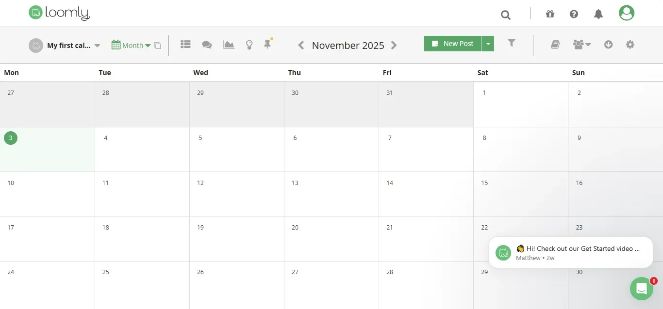 Calendário mensal do Loomly com um post agendado